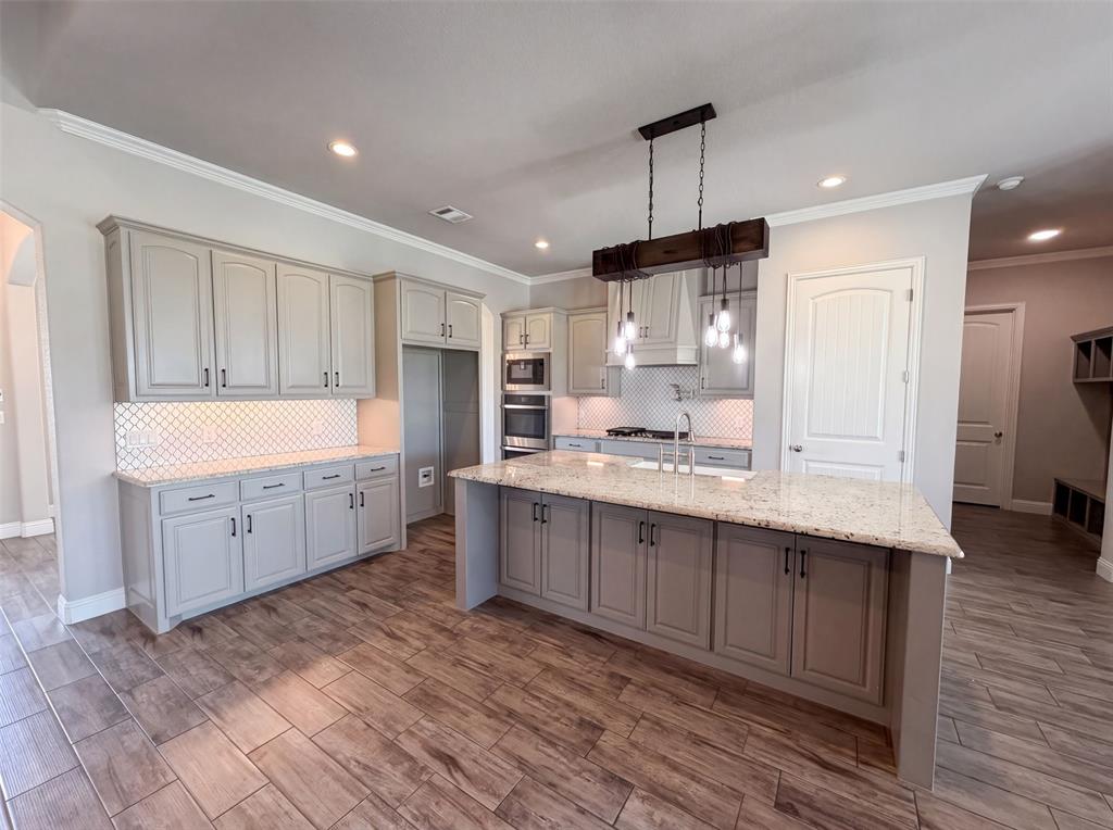 3608 Ridge Point Drive