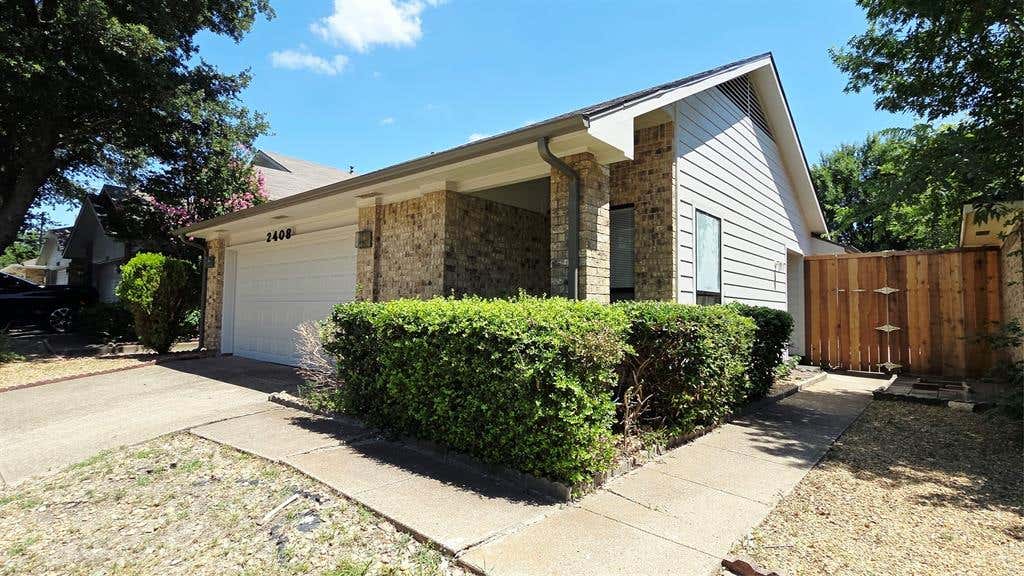 Photo of 2408 Centaurus Drive, Garland, TX 75044 (MLS # 21320738)