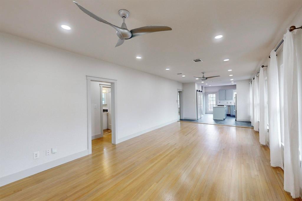 Chamberlan Arlington Heights 1ST - Residential