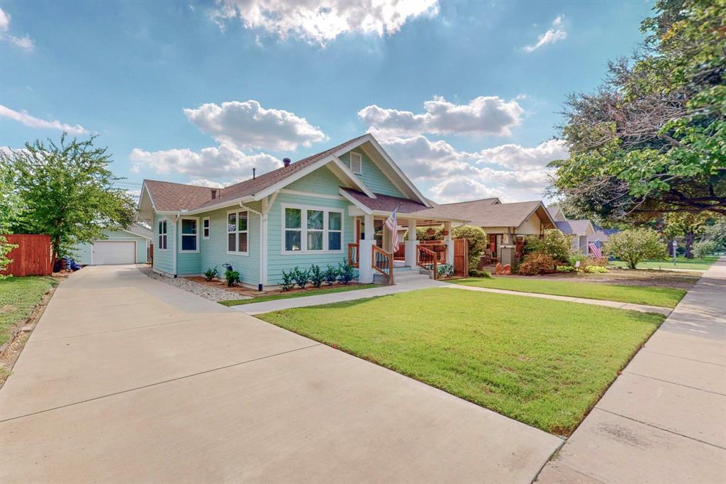 Chamberlan Arlington Heights 1ST - Residential