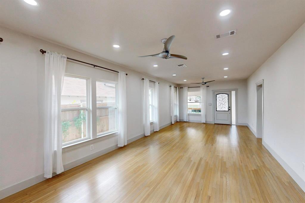 Chamberlan Arlington Heights 1ST - Residential