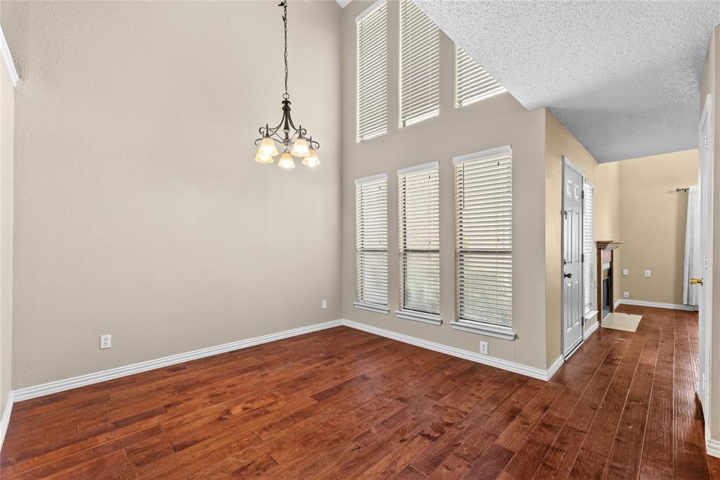 9623 Walnut Street 8102