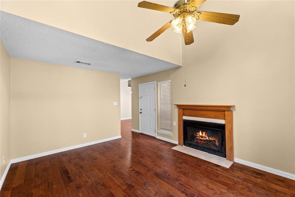 9623 Walnut Street 8102