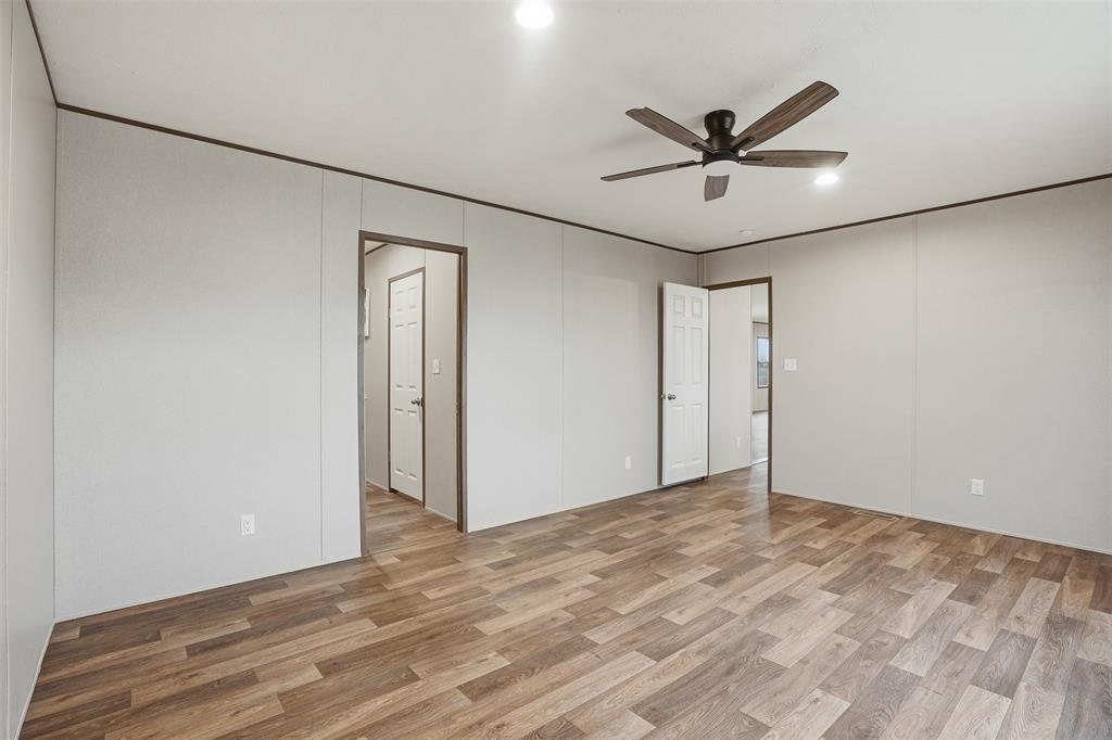 BUFFALO HILLS - Residential