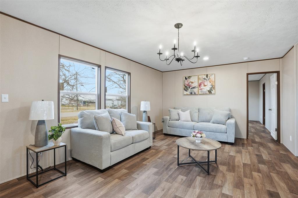 BUFFALO HILLS - Residential