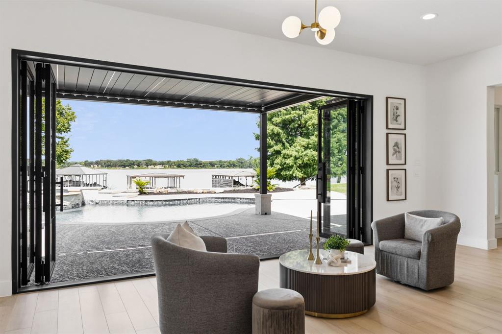 Resort On Eagle Mountain Lake - Residential