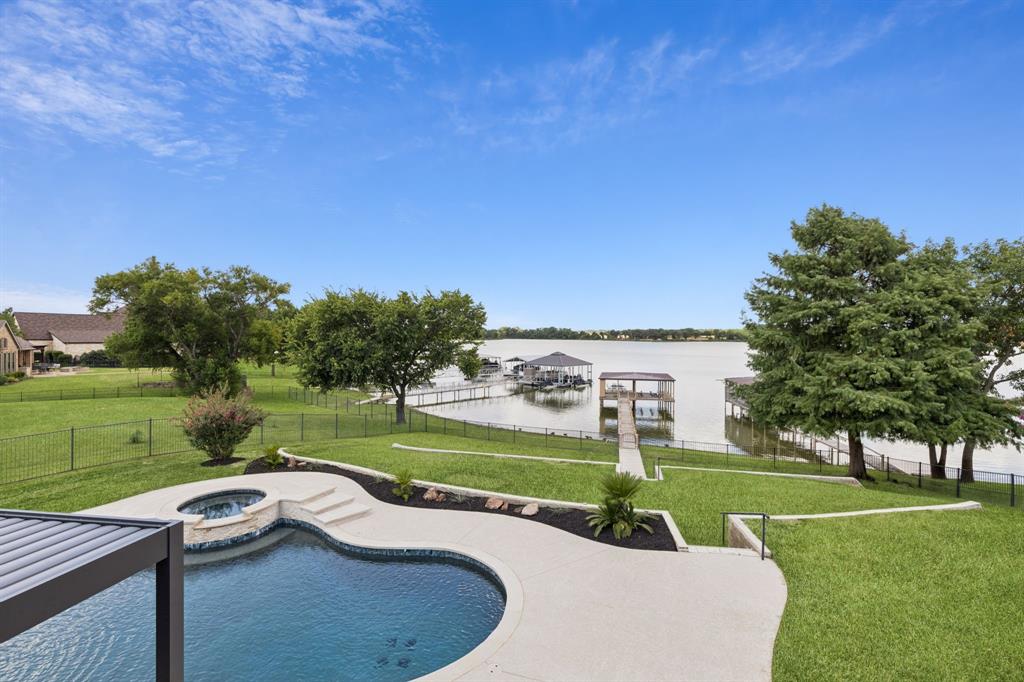 Resort On Eagle Mountain Lake - Residential