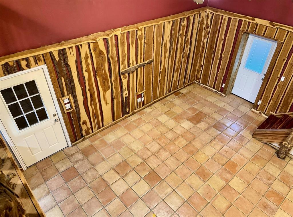 A1318 M E WILLIAMS, ACRES 7.456 - Residential