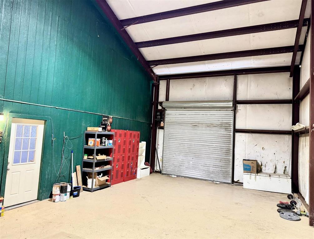 A1318 M E WILLIAMS, ACRES 7.456 - Residential