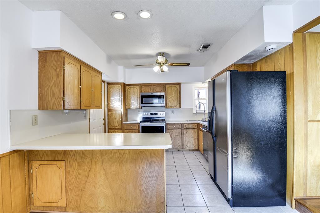 Fairlane Park - Residential