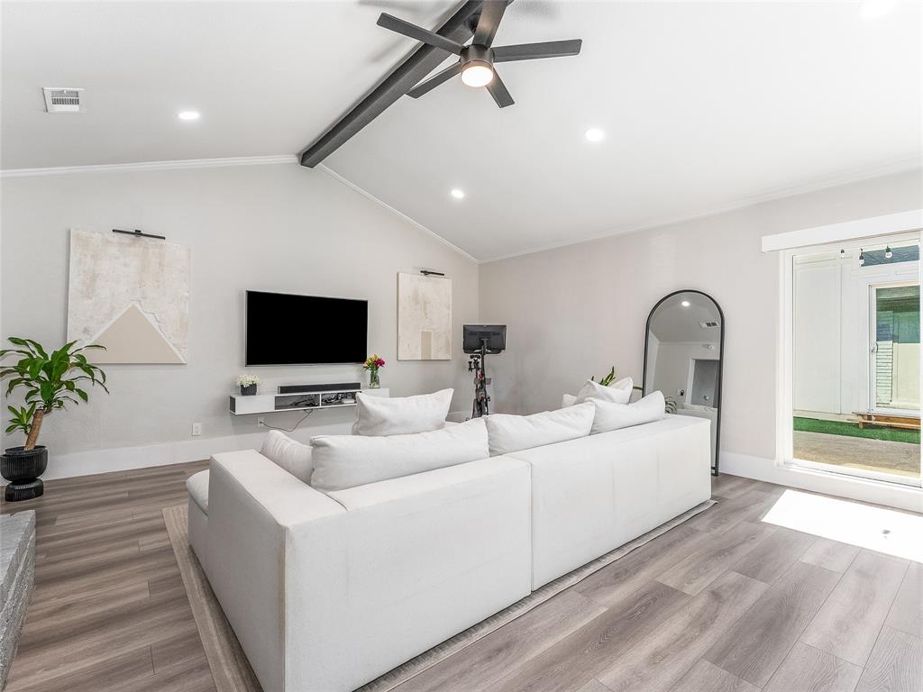 7114 Timberline Drive