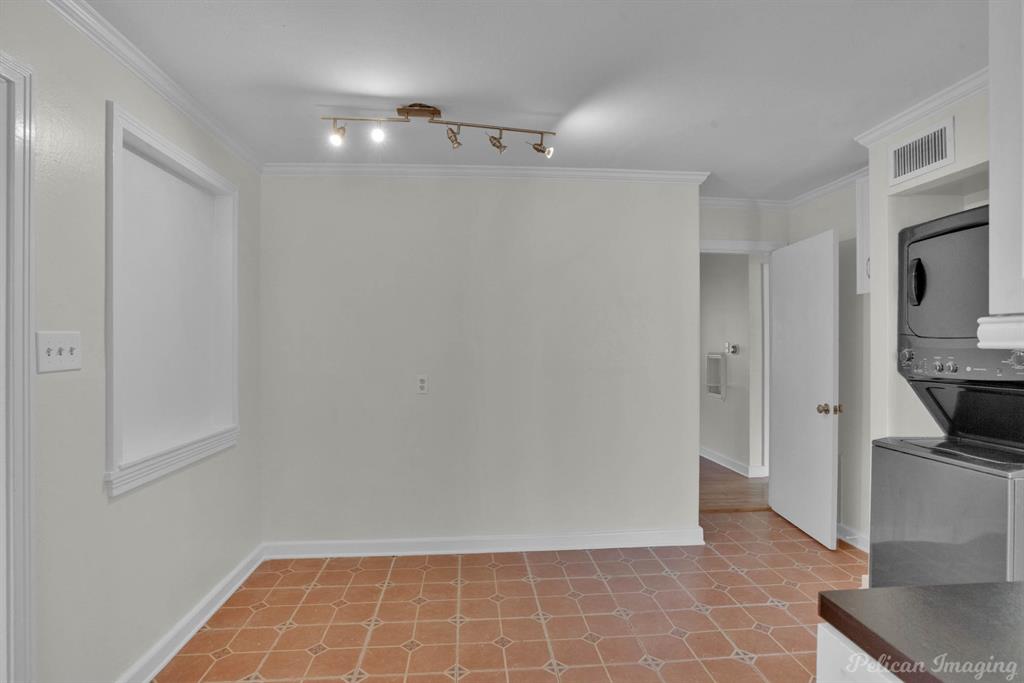 Broadmoor Terrace Subn - Residential