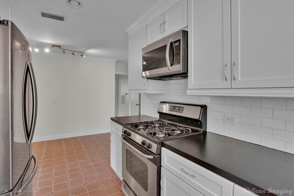 Broadmoor Terrace Subn - Residential