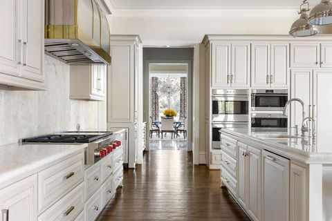 Tiny photo for 10617 Bridge Hollow Court, Dallas, TX 75229 (MLS # 21087160)