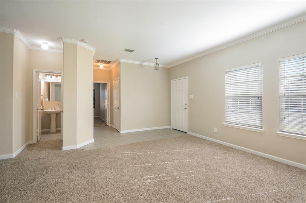 5212 Bluewater Drive