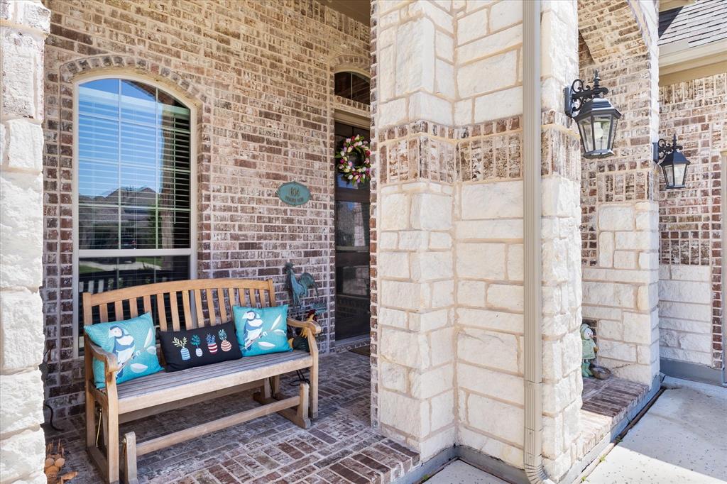 614 Summer Oaks