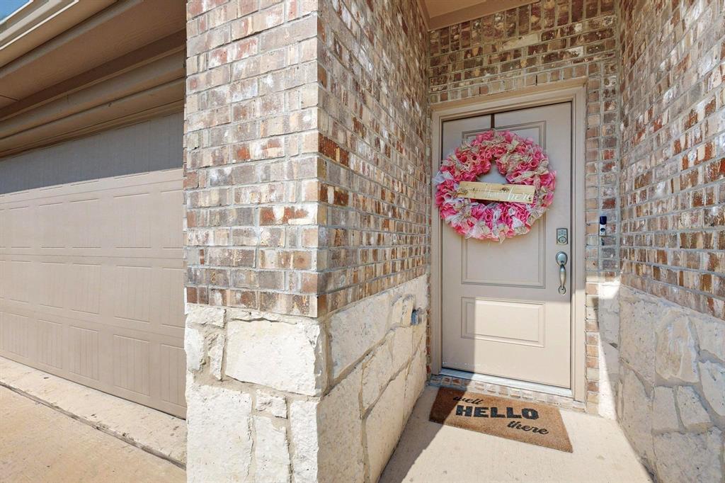 763 Fort Lane