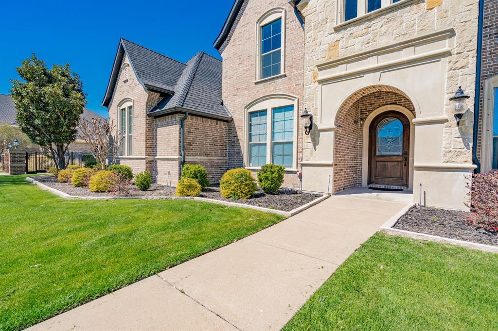 13 Kensington Drive