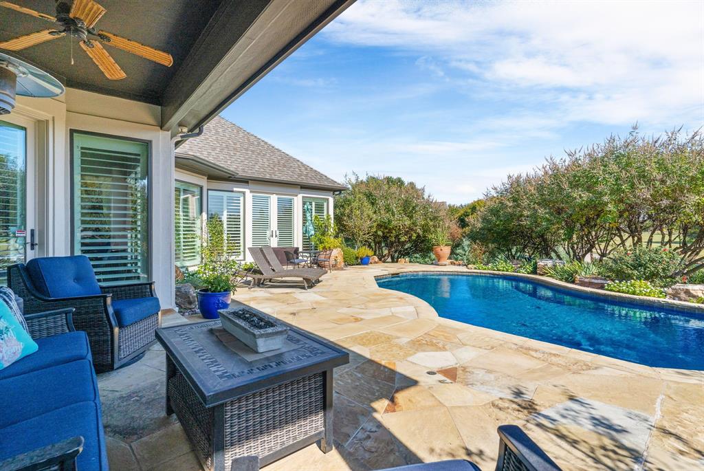 1120 Twin Oaks Drive