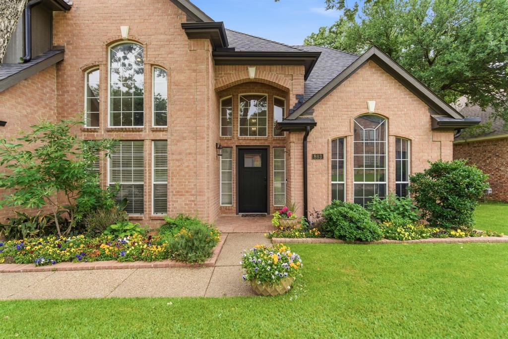 803 Woodside Court