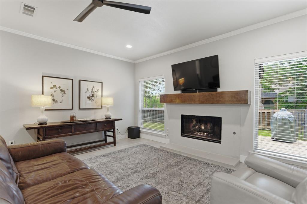 803 Woodside Court