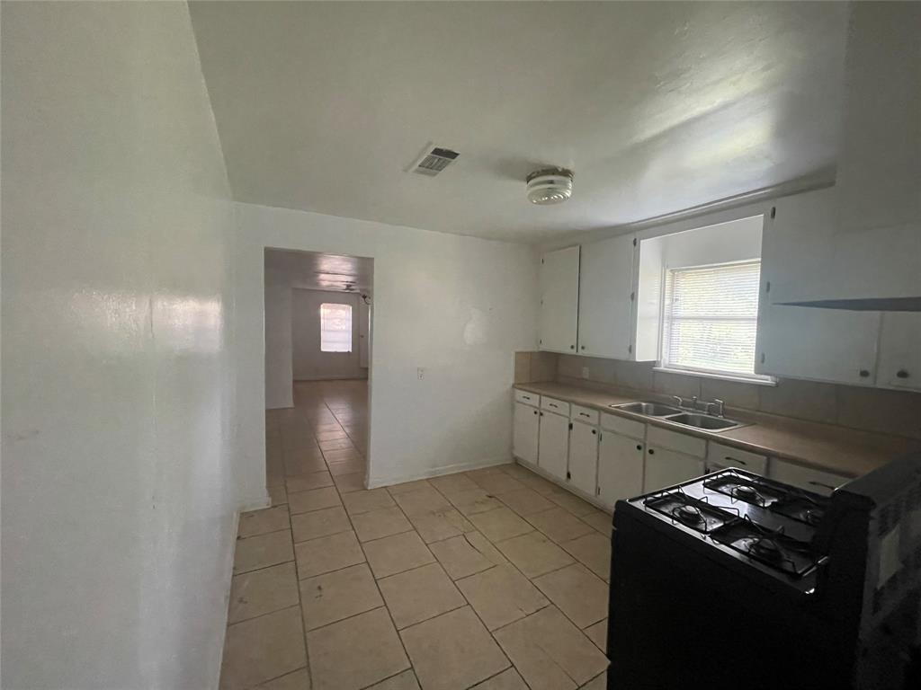 625 Rainbow Drive