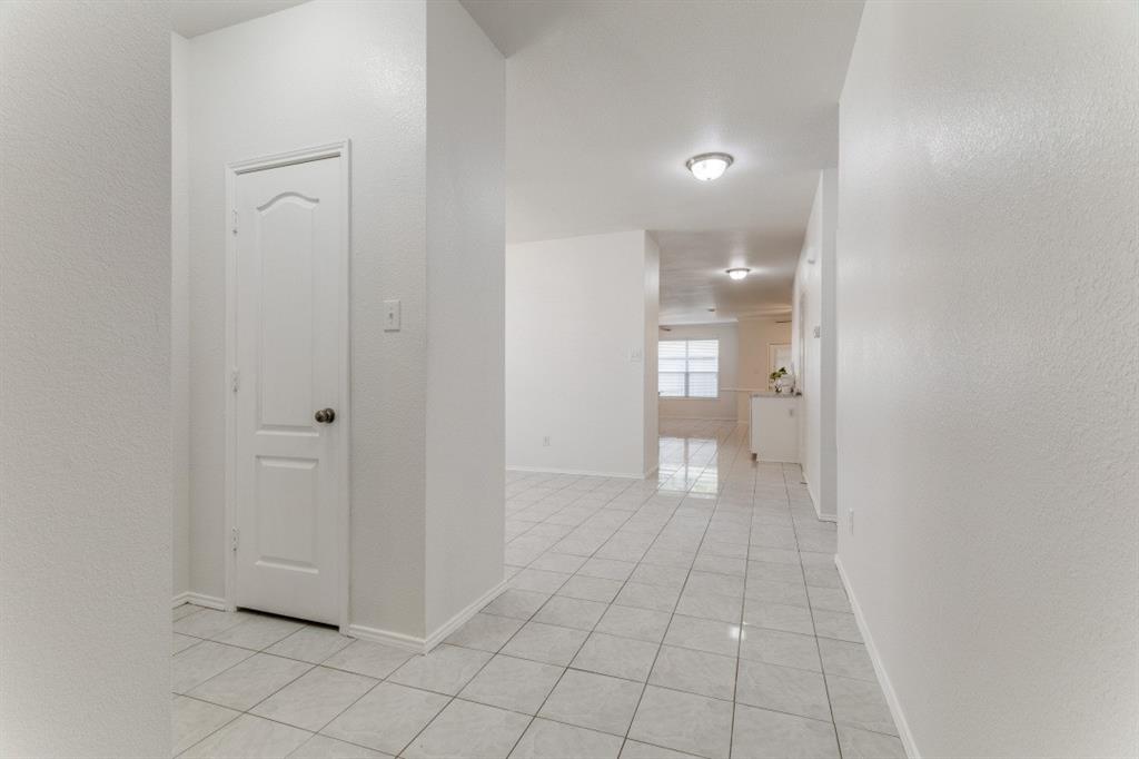 4908 Blue Top Drive