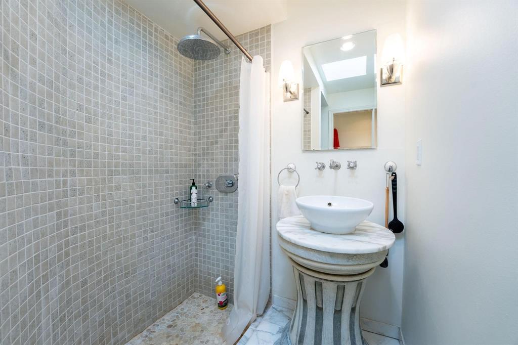 Loon Bay - Residential