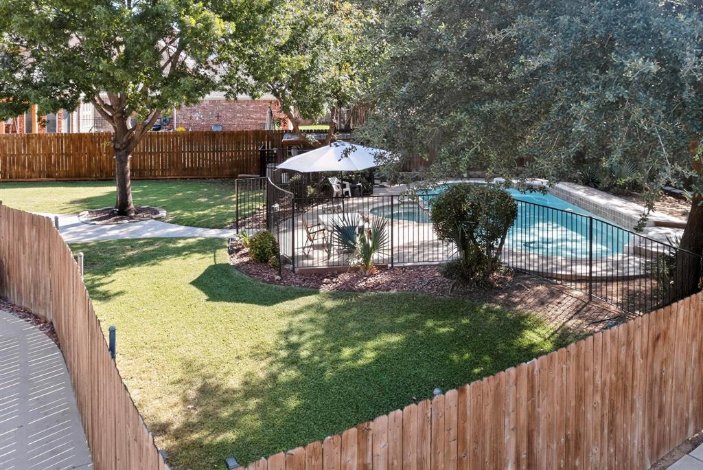 Wimbledon On The Creek - Residential