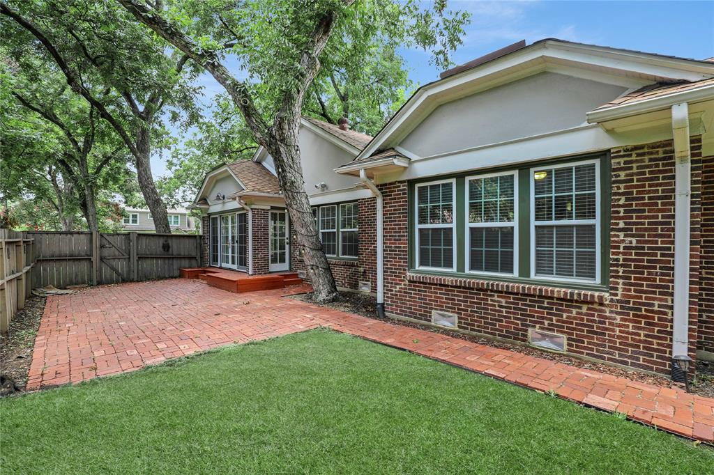 Munger Place - Residential