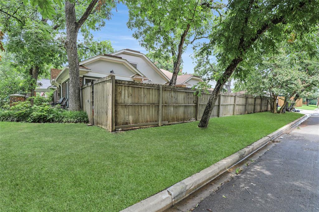 Munger Place - Residential