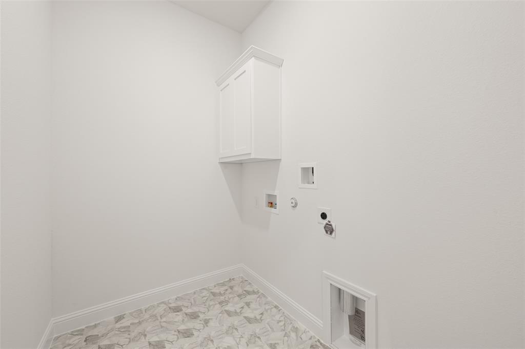 Sheppard's Place - Residential