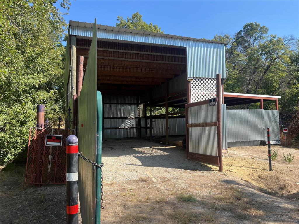 Shamrock Shores - Land