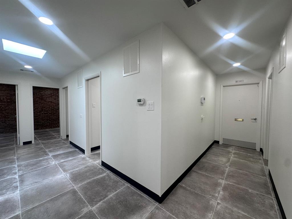 Town - Commercial Lease