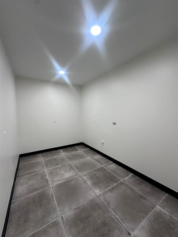 Town - Commercial Lease