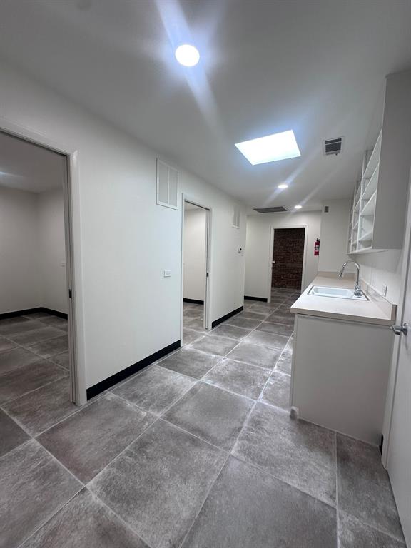 Town - Commercial Lease