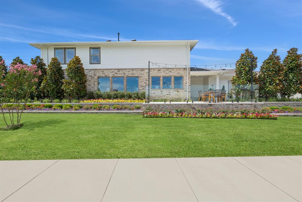 Karis - Residential
