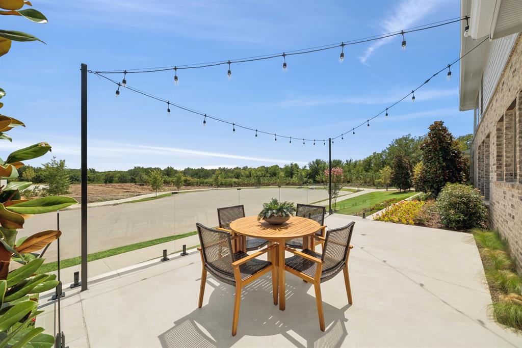 Karis - Residential
