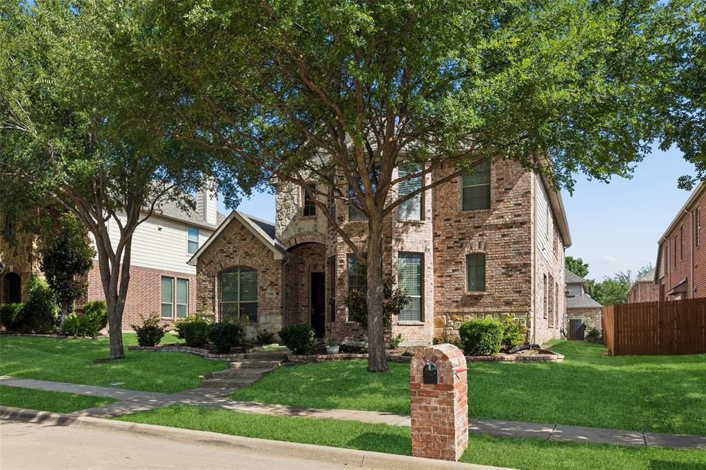 956 Cougar Drive