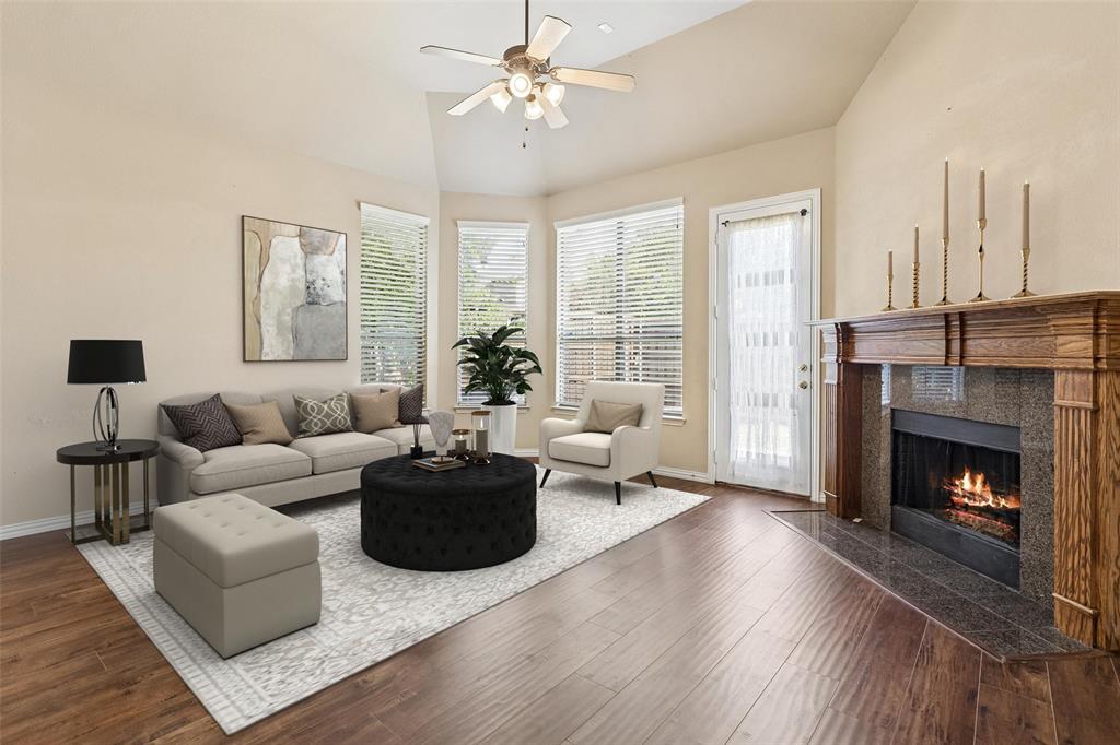 956 Cougar Drive