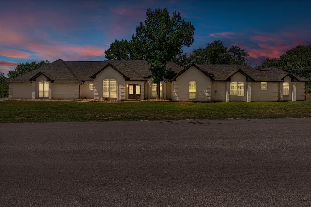 311 Diamond Oaks Drive