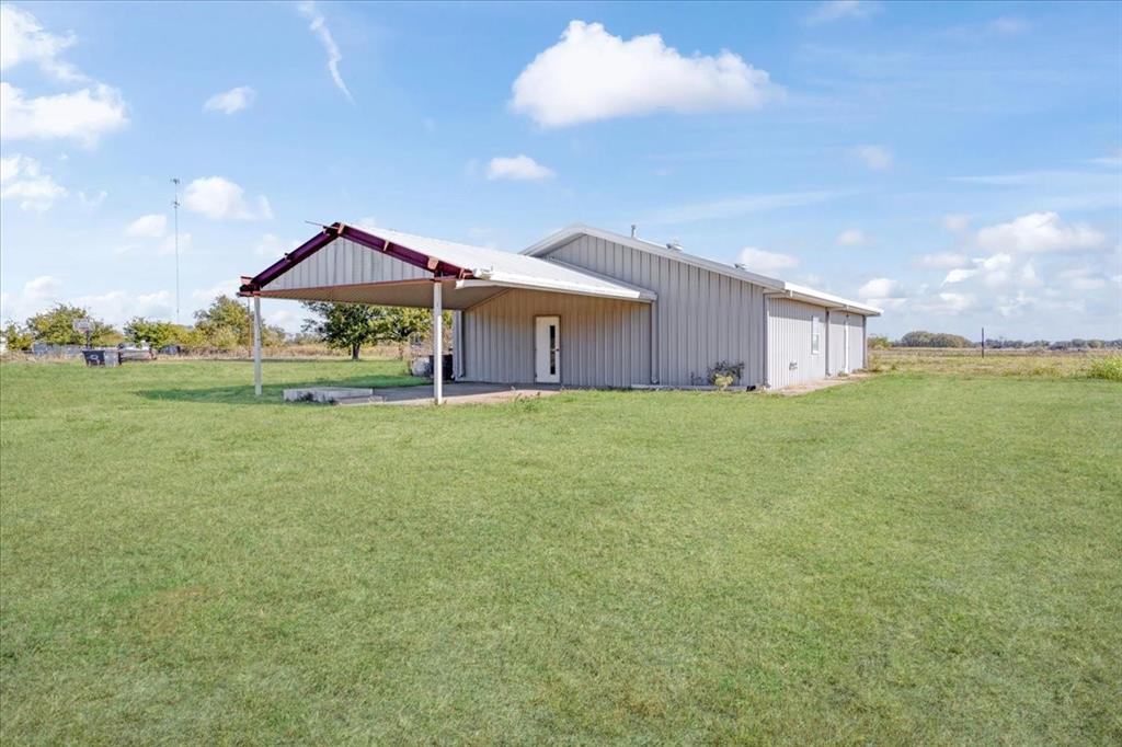 na - Commercial Sale