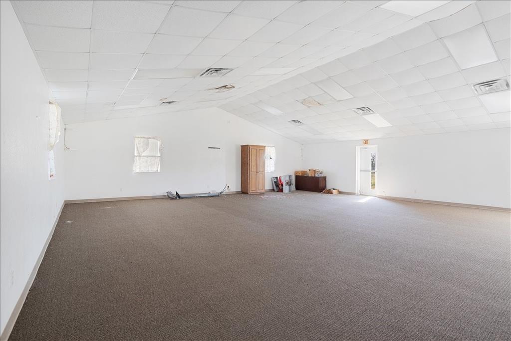 na - Commercial Sale