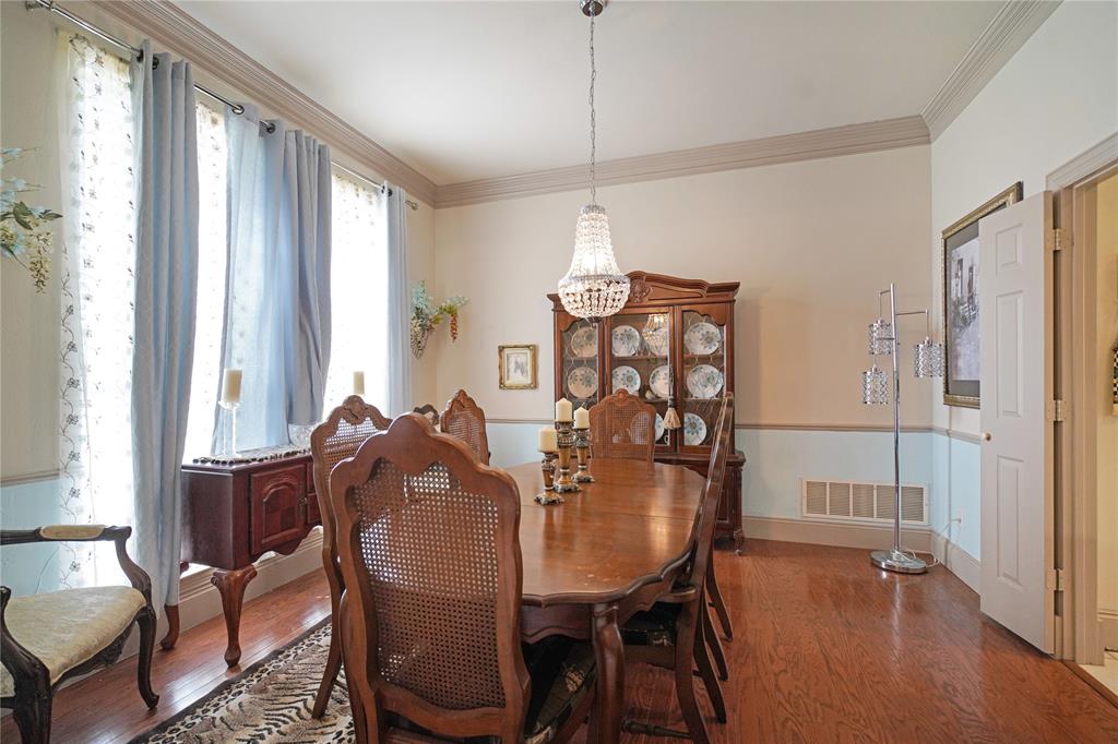 2152 Chisholm Trail