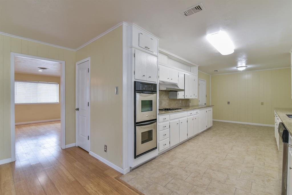 Ridglea Hills Add - Residential Lease