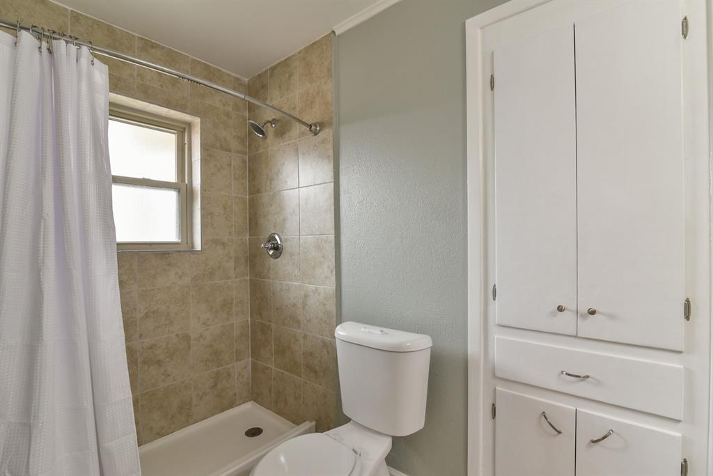 Ridglea Hills Add - Residential Lease