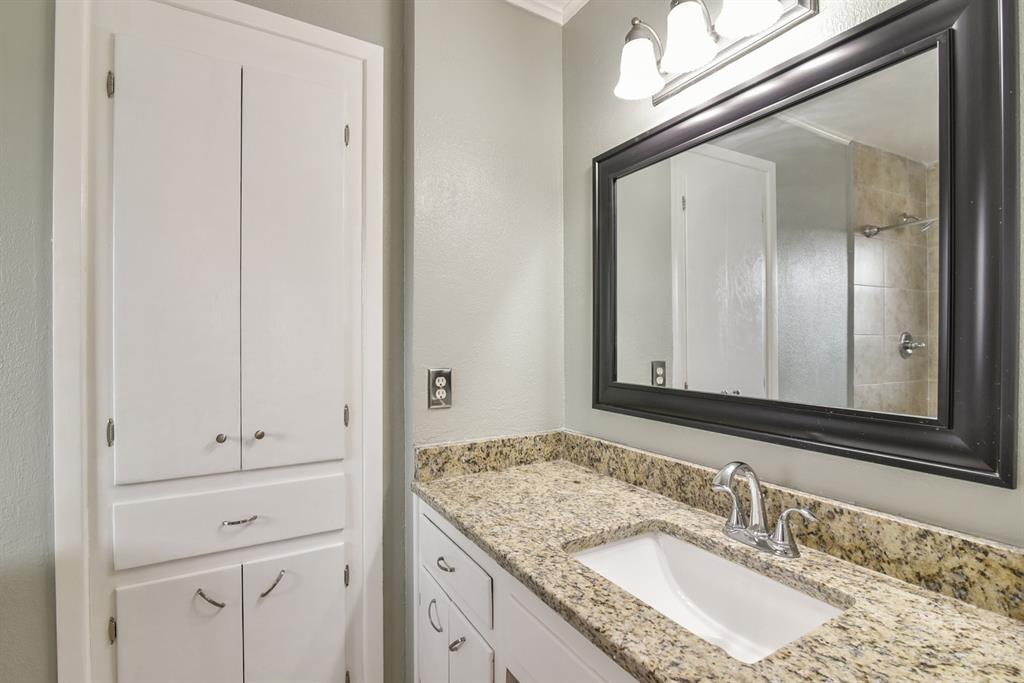 Ridglea Hills Add - Residential Lease