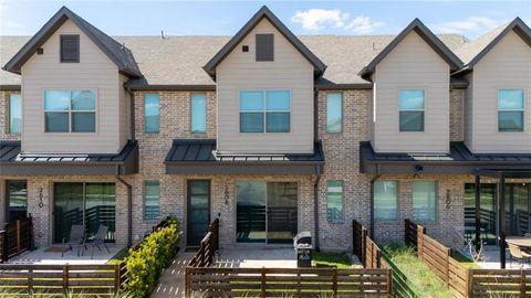 2608 La Cala Drive O Grand Prairie TX 75054