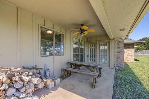 A home in Glen Rose