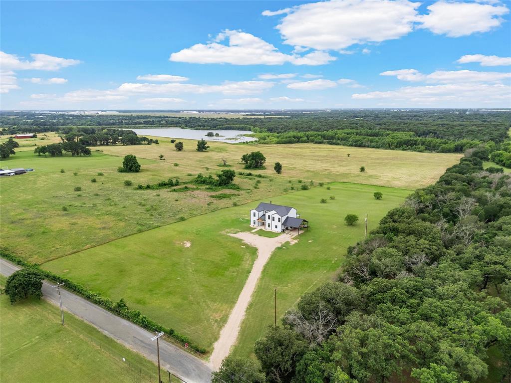 1097 Oak Knoll Lane